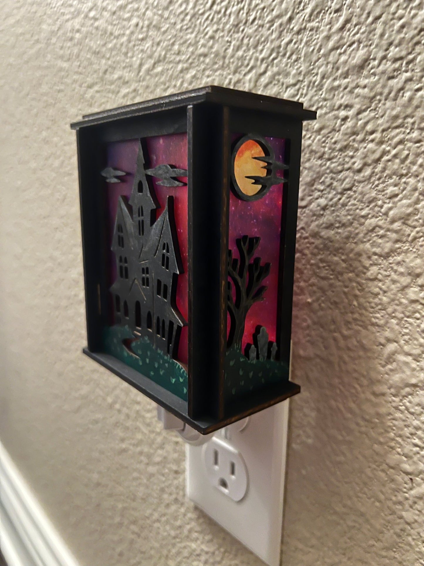 A haunted house hand painted stained glass effect nightlight, multicolor acrylic and black wood design - .nlit right side view